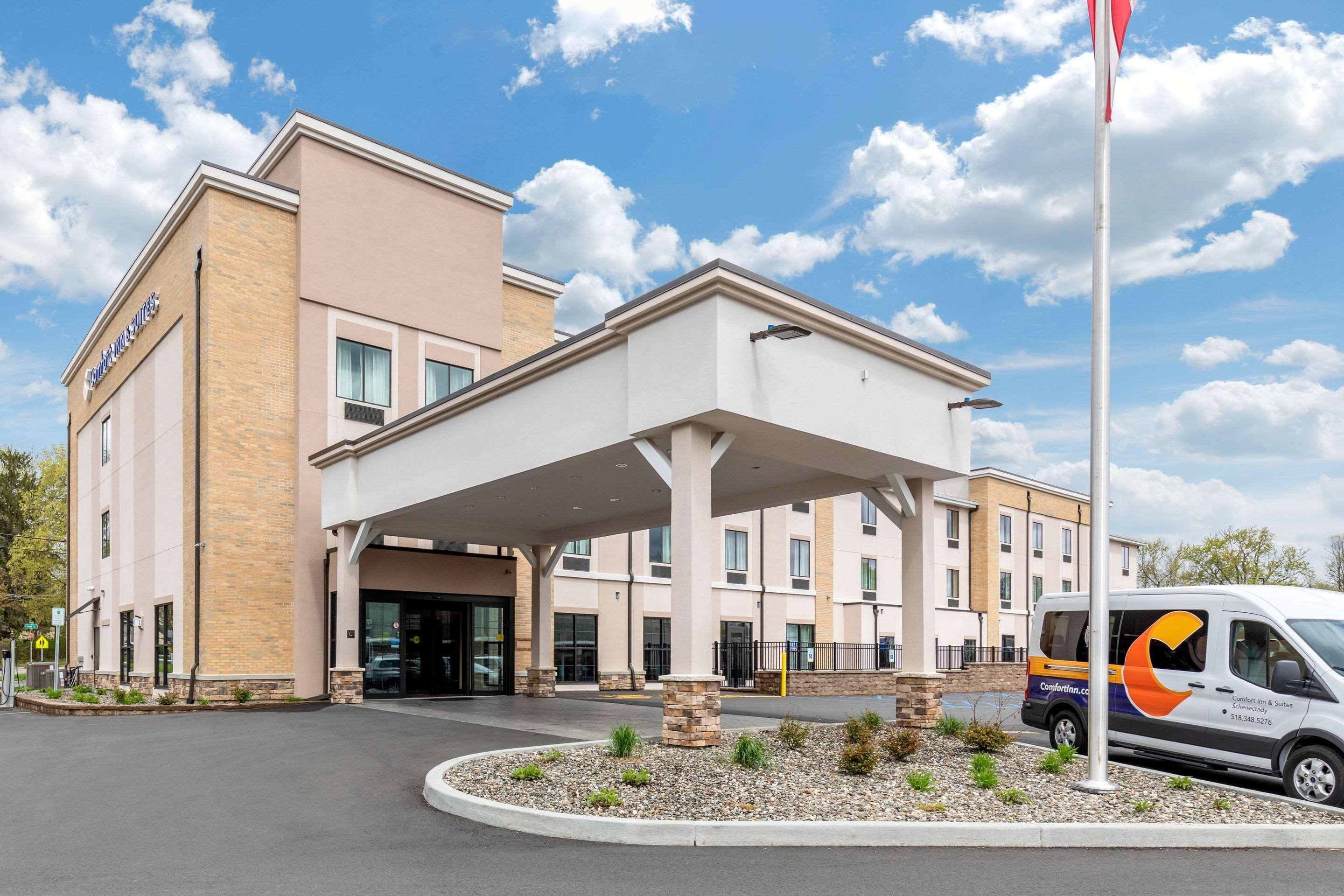 Comfort Inn & Suites Schenectady - Scotia Екстериор снимка
