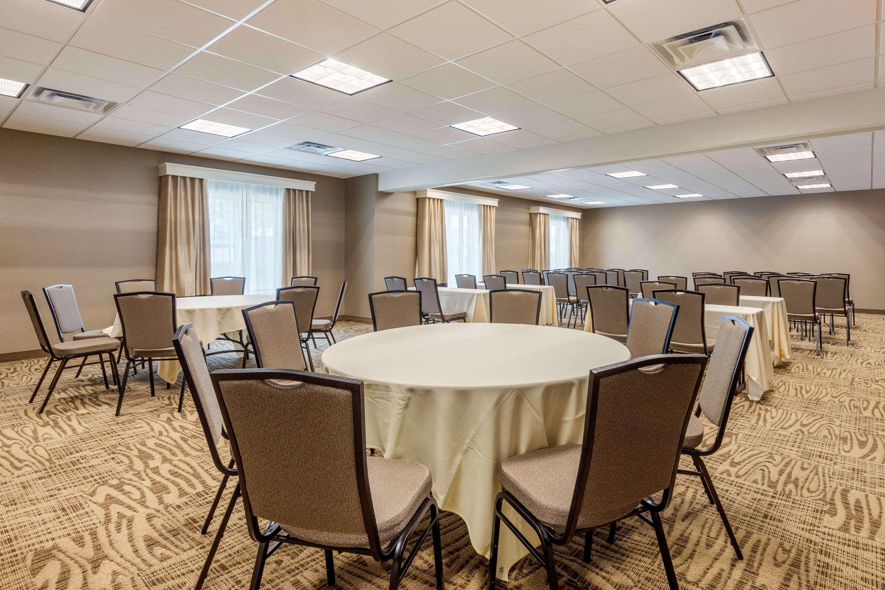 Comfort Inn & Suites Schenectady - Scotia Екстериор снимка